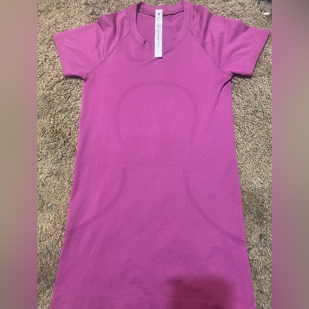 Lululemon Swiftly Top